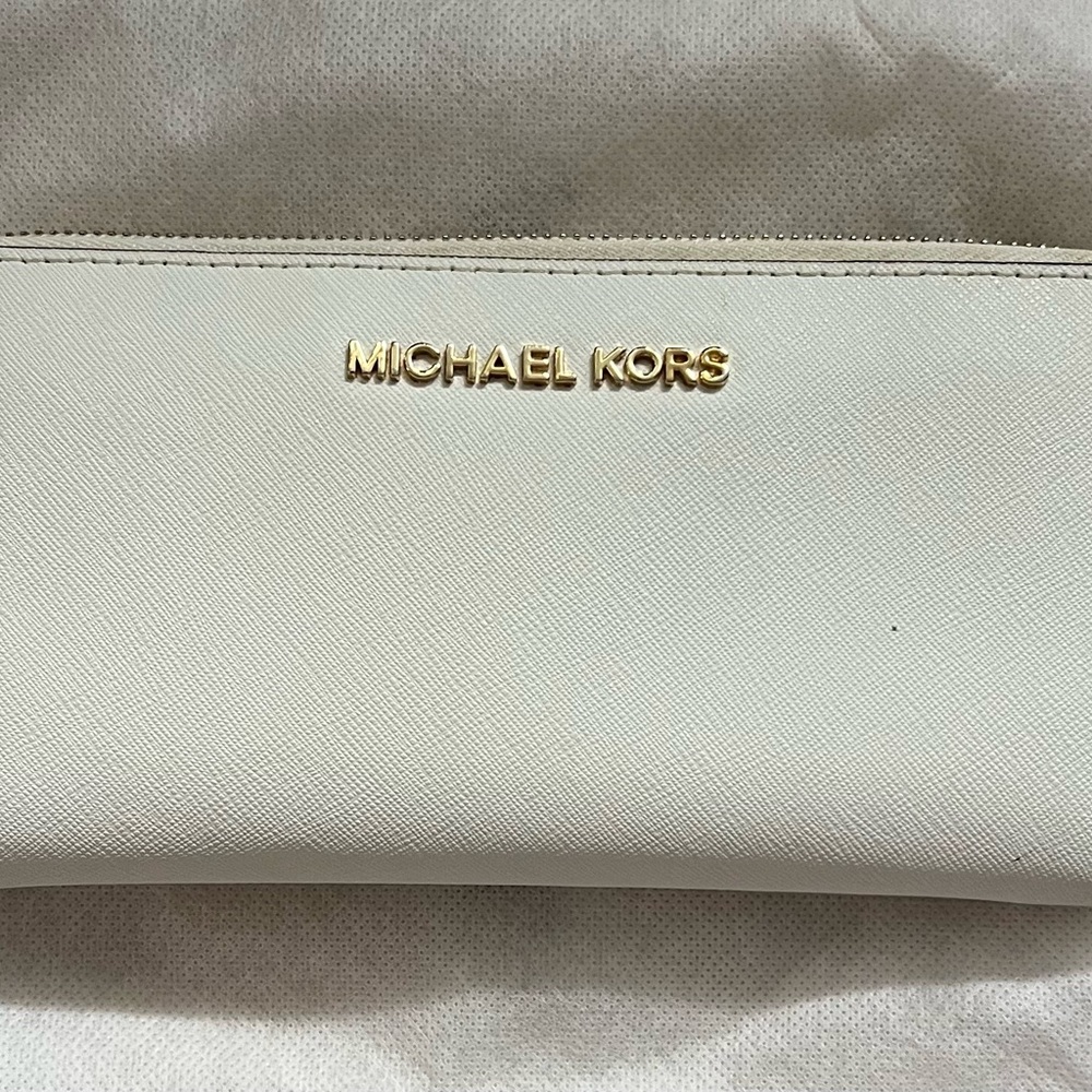 Michael Kors Cream wallet